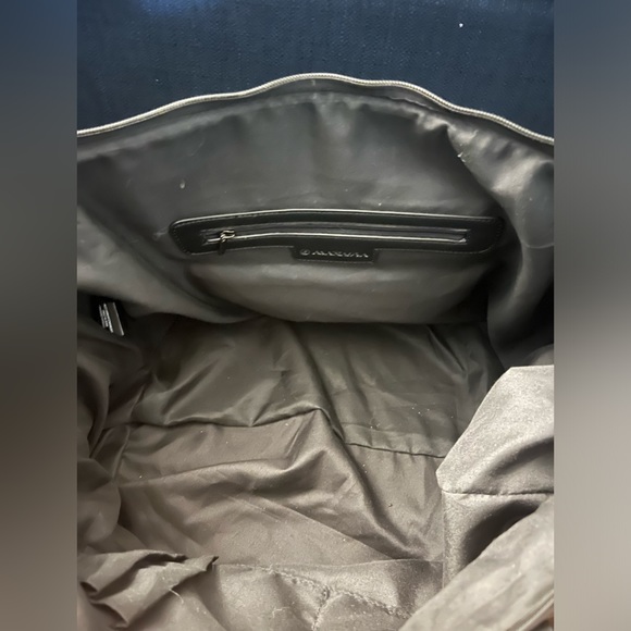 MANAOLA X Lexus travel bag - Picture 6 of 6